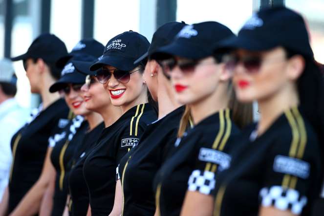 grid-girls-11