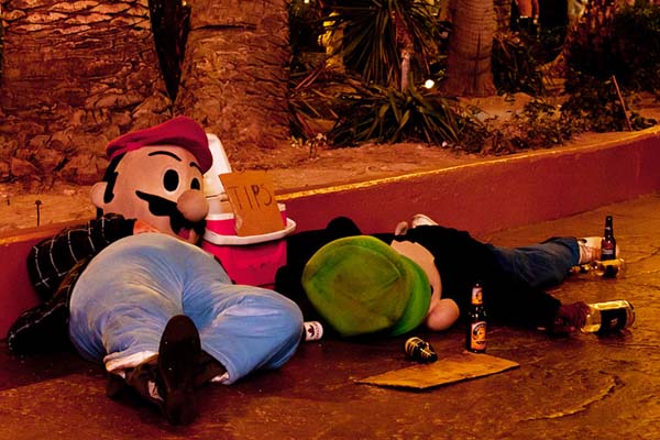 21-das-fantasias-mais-loucas-do-halloween-2016-22