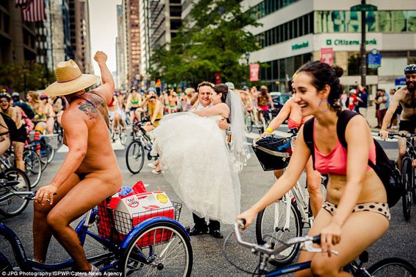 35-das-fotos-de-casamento-mais-hilarias-encontradas-na-internet19