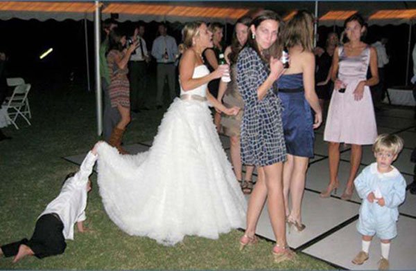 35-das-fotos-de-casamento-mais-hilarias-encontradas-na-internet8