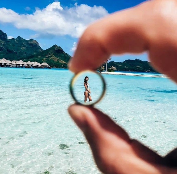 foto criativa de pessoas na praia