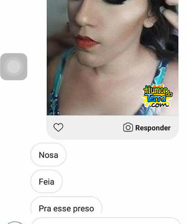 print mulheres discutindo sobre maquiagem