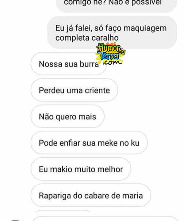 print mulheres discutindo sobre maquiagem