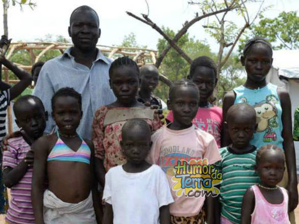 Bolsa família para morador de Uganda que tem 176 filhos