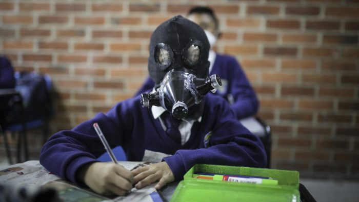 mascara de proteção facial contra o coronavírus modelo apocalipse zumbi